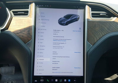 2020 Tesla Model S Long Range Dual Motor All-wheel Drive/long Range Plus Dual Motor All-wheel Drive, daño Suspensión, Iaai