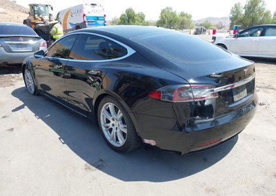 2020 Tesla Model S Long Range Dual Motor All-wheel Drive/long Range Plus Dual Motor All-wheel Drive, uszkodzenie: Podwozie,