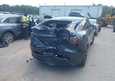 2024 Tesla Model Y Long Range Dual Motor All-wheel Drive, пошкодження: Задня частина, Iaai лот 45687737, фото 6 з 18