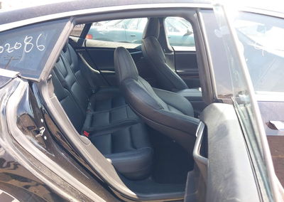 2020 Tesla Model S Long Range Dual Motor All-wheel Drive/long Range Plus Dual Motor All-wheel Drive, Right Front damage,