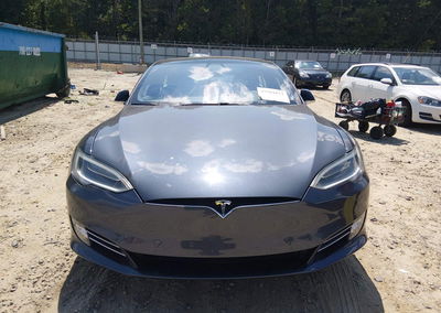 2020 Tesla Model S Long Range Dual Motor All-wheel Drive/long Range Plus Dual Motor All-wheel Drive, daño Suspensión, Iaai