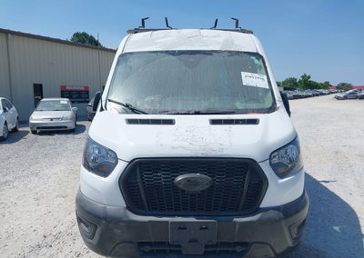 2021 Ford Transit-250, daño Trasero, Iaai lote 45012950, foto 12 de 16