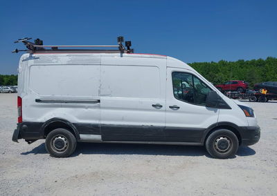 2021 Ford Transit-250, daño Trasero, Iaai lote 45012950, foto 13 de 16