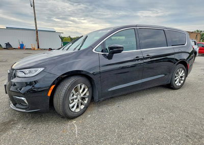 2026 Chrysler Pacifica Limited, daño Frontal, Copart lote 70381696