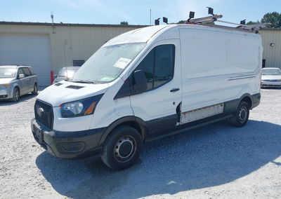 2021 Ford Transit-250, daño Trasero, Iaai lote 45012950, foto 2 de 16