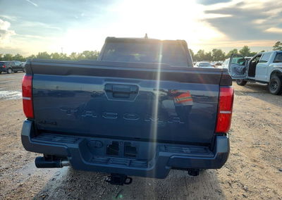 2025 Toyota Tacoma Sr5, daño Frontal, Copart lote 67443676, foto 6 de 12