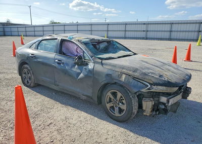 2021 Kia K5 Lxs, uszkodzenie: Dachowanie, Copart lot 63354776, zdjęcie 4 z 13
