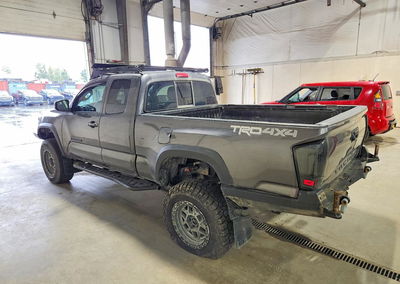 2021 Toyota Tacoma Trd Sport, пошкодження: Незначні вм’ятини/подряпини, Copart лот 68544486, фото 2 з 13