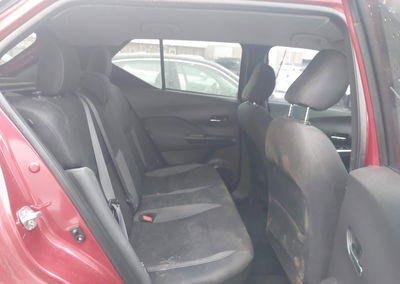 2020 Nissan Kicks Sv Xtronic Cvt, daño Granizo, Iaai lote 46260144, foto 8 de 16