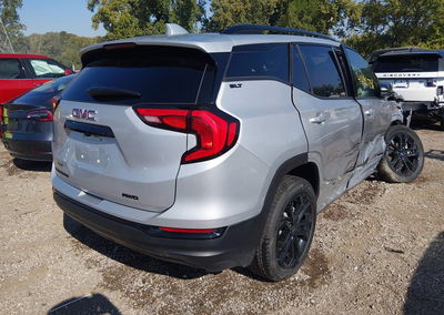 2021 Gmc Terrain Awd Slt, Right Front damage, Iaai lot 45957746, photo 4 of 17