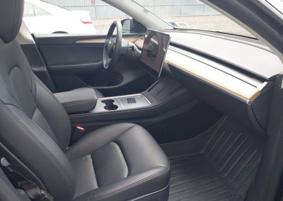 2023 Tesla Model Y Awd/long Range Dual Motor All-wheel Drive, uszkodzenie: Tył, Iaai lot 42528620, zdjęcie 5 z 18