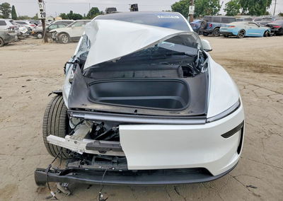 2026 Tesla Model Y, uszkodzenie: Przód, Copart lot 61600416, zdjęcie 5 z 14