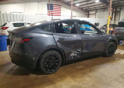 2024 Tesla Model Y, пошкодження: Бік, Copart лот 69903776, фото 3 з 15