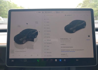 2023 Tesla Model Y Awd/long Range Dual Motor All-wheel Drive, uszkodzenie: Tył, Iaai lot 42528620, zdjęcie 18 z 18
