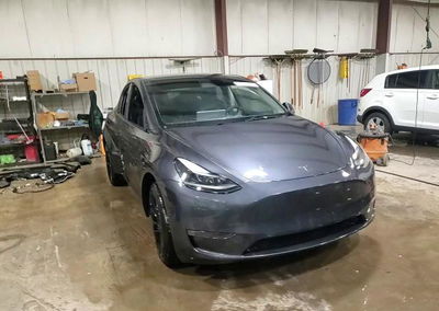 2024 Tesla Model Y, пошкодження: Бік, Copart лот 69903776, фото 14 з 15