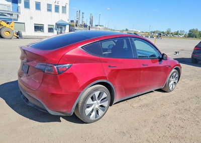 2024 Tesla Model Y, uszkodzenie: Przód, Copart lot 70140896, zdjęcie 3 z 12