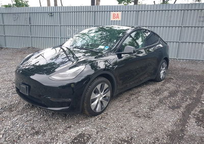 2023 Tesla Model Y Awd/long Range Dual Motor All-wheel Drive, uszkodzenie: Tył, Iaai lot 42528620, zdjęcie 2 z 18
