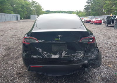 2023 Tesla Model Y Awd/long Range Dual Motor All-wheel Drive, uszkodzenie: Tył, Iaai lot 42528620, zdjęcie 16 z 18