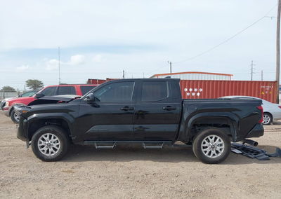 2025 Toyota Tacoma Sr5, daño Frontal, Iaai lote 45830884, foto 15 de 17
