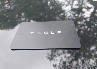 2023 Tesla Model Y Awd/long Range Dual Motor All-wheel Drive, uszkodzenie: Tył, Iaai lot 42528620, zdjęcie 11 z 18