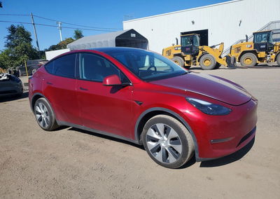 2024 Tesla Model Y, uszkodzenie: Przód, Copart lot 70140896, zdjęcie 4 z 12