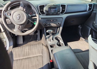 2019 Kia Sportage Lx, Front End damage, Copart lot 68390476, photo 8 of 16