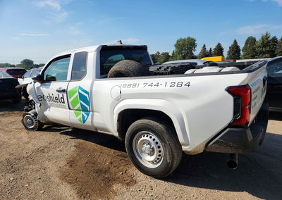 2025 Toyota Tacoma Sr, daño Frontal, Copart lote 67852076, foto 2 de 12
