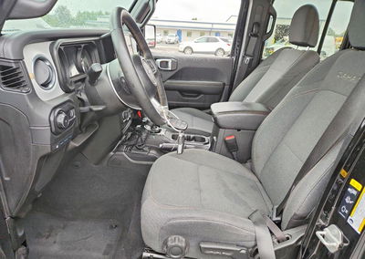 2024 Jeep Wrangler Sahara 4xe, uszkodzenie: Tył, Copart lot 69454736, zdjęcie 7 z 13