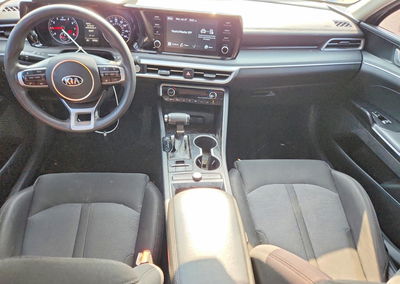 2021 Kia K5 Lxs, daño Inundación, Copart lote 62338756, foto 8 de 14