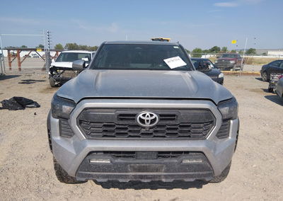 2024 Toyota Tacoma Trd Off Road, daño Lateral izquierdo, Iaai lote 45787314, foto 13 de 17