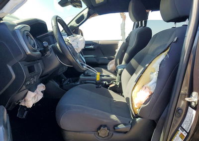 2019 Toyota Tacoma Trd Sport, uszkodzenie: Przód, Copart lot 70468596, zdjęcie 7 z 15