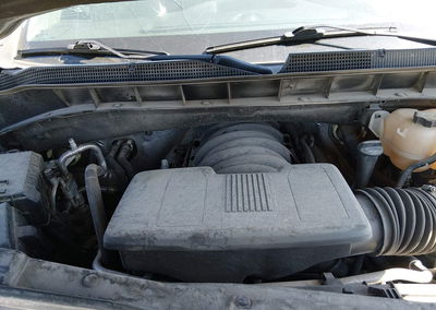2020 Chevrolet Silverado 1500 2wd  Short Bed Rst, daño Frontal, Iaai lote 45559816, foto 10 de 16