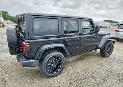 2024 Jeep Wrangler Sahara 4xe, uszkodzenie: Tył, Copart lot 69454736, zdjęcie 3 z 13