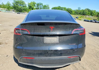2023 Tesla Model Y, daño Frontal, Copart lote 56593496, foto 6 de 14