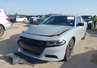 2022 Dodge Charger Sxt Rwd, daño Frontal, Iaai lote 45667801, foto 2 de 14