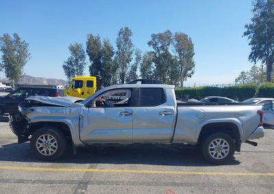 2024 Toyota Tacoma Sr5, daño Generalizado, Iaai lote 45732040, foto 18 de 20