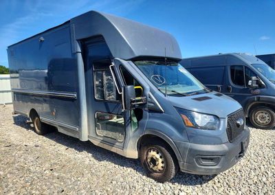 2021 Ford Transit Delivery Truck, daño Lateral, Copart lote 70427026, foto 4 de 13