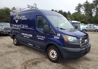 2019 Ford Transit 250 Utility / Service Van, daño Trasero, Copart lote 46105056, foto 4 de 13