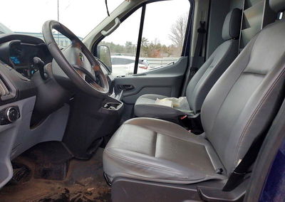 2019 Ford Transit 250 Utility / Service Van, daño Trasero, Copart lote 46105056, foto 7 de 13