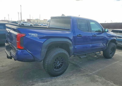 2025 Toyota Tacoma Trd Off-road Hv, uszkodzenie: Bok, Copart lot 70110386, zdjęcie 3 z 12