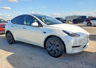 2025 Tesla Model Y, uszkodzenie: Przód, Copart lot 72180406, zdjęcie 4 z 12