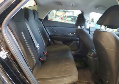 2023 Hyundai Elantra 4d, пошкодження: Бік, Copart лот 71956236, фото 10 з 12