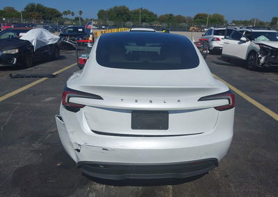 2026 Tesla Model 3 Premium Rear-wheel Drive/rear-wheel Drive, uszkodzenie: Prawy bok, Iaai lot 45060803, zdjęcie 16 z 16