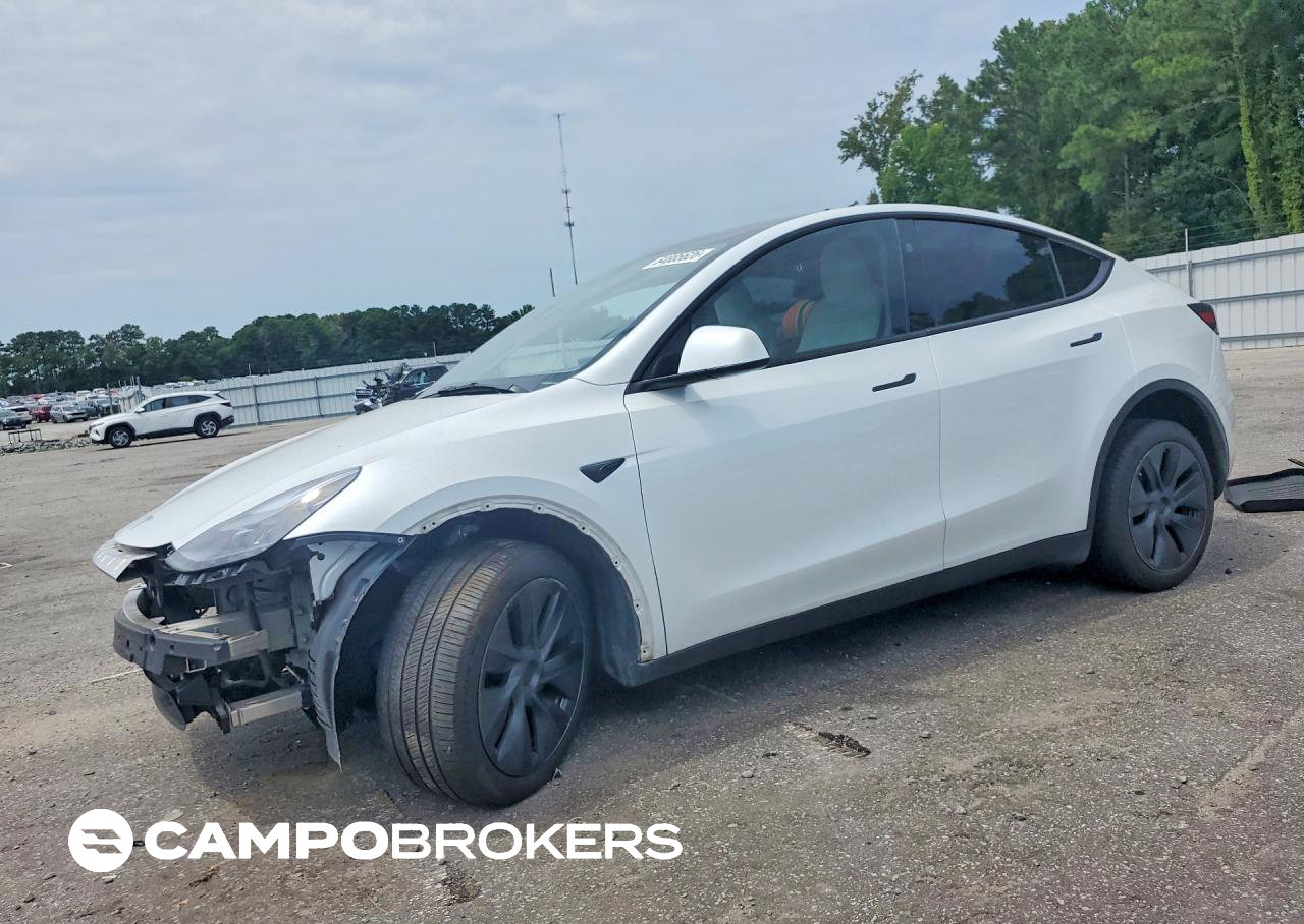 2025 Tesla Model Y, Front End damage, Copart lot 64885626