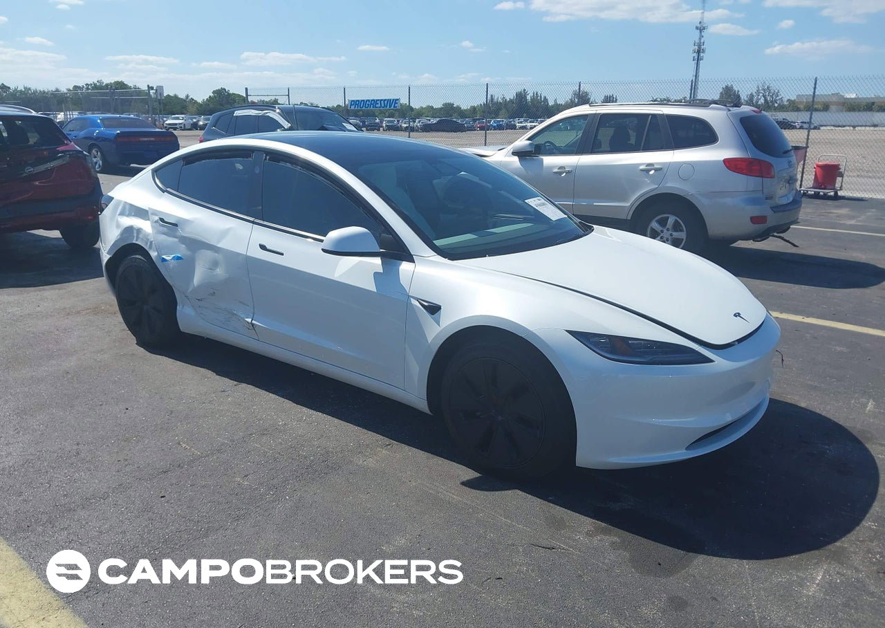 2026 Tesla Model 3 Premium Rear-wheel Drive/rear-wheel Drive, uszkodzenie: Prawy bok, Iaai lot 45060803