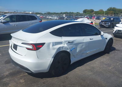 2026 Tesla Model 3 Premium Rear-wheel Drive/rear-wheel Drive, uszkodzenie: Prawy bok, Iaai lot 45060803, zdjęcie 4 z 16