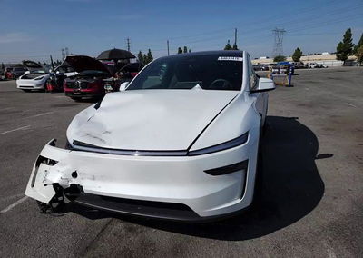2026 Tesla Model Y, uszkodzenie: Tył, Copart lot 64633476, zdjęcie 13 z 14
