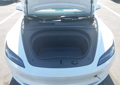 2026 Tesla Model 3 Premium Rear-wheel Drive/rear-wheel Drive, uszkodzenie: Prawy bok, Iaai lot 45060803, zdjęcie 10 z 16