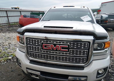 2019 Gmc Sierra 2500hd Denali, uszkodzenie: Tył, Iaai lot 45457200, zdjęcie 12 z 16