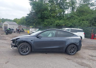 2024 Tesla Model Y Long Range Dual Motor All-wheel Drive, пошкодження: Front & Rear, Iaai лот 45895555, фото 13 з 22